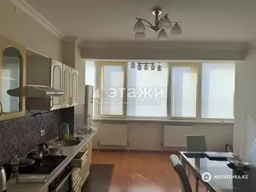 2-комнатная квартира, этаж 7 из 10, 81 м²