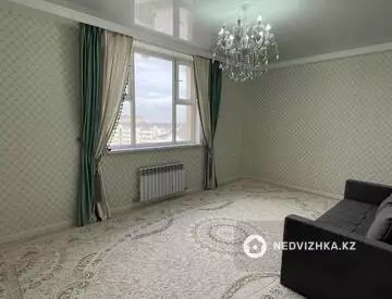 2-комнатная квартира, этаж 8 из 10, 76 м²