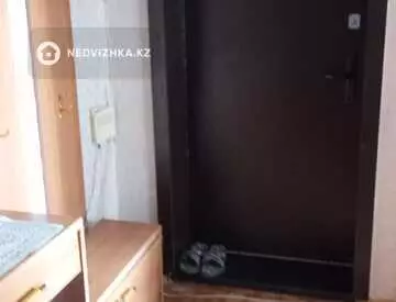 3-комнатная квартира, этаж 9 из 10, 60 м²