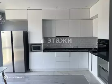 3-комнатная квартира, этаж 9 из 13, 95 м², на длительный срок