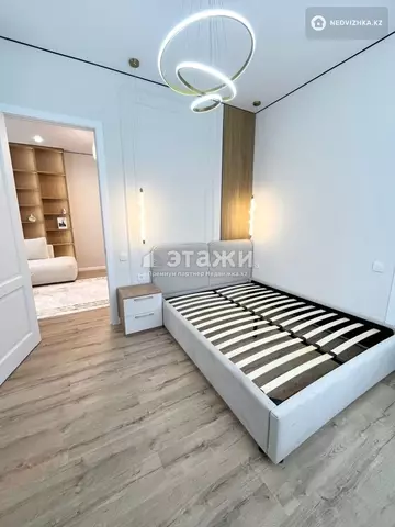 3-комнатная квартира, этаж 5 из 12, 60 м²