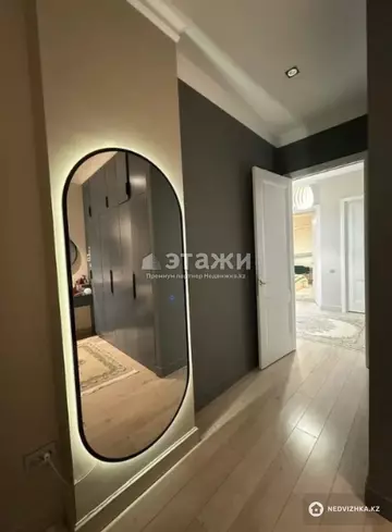 3-комнатная квартира, этаж 1 из 10, 90 м²