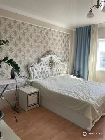 3-комнатная квартира, этаж 9 из 10, 110 м²