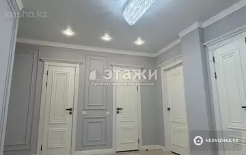 2-комнатная квартира, этаж 6 из 13, 82 м²