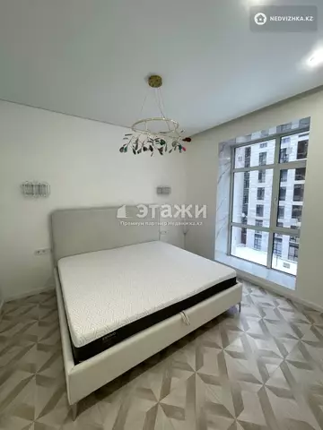 2-комнатная квартира, этаж 4 из 10, 61 м²
