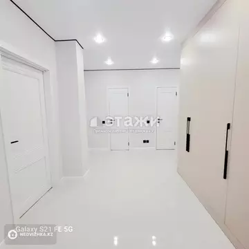 3-комнатная квартира, этаж 7 из 12, 70 м²