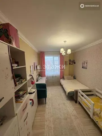 3-комнатная квартира, этаж 13 из 15, 90 м²