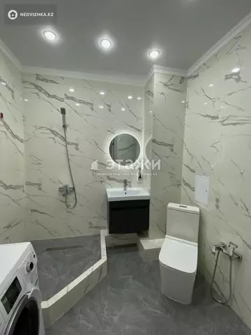 2-комнатная квартира, этаж 4 из 14, 55 м²