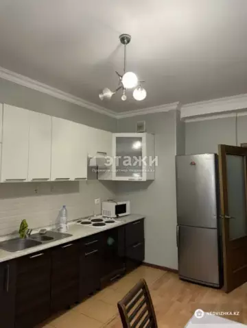 2-комнатная квартира, этаж 6 из 24, 68 м²