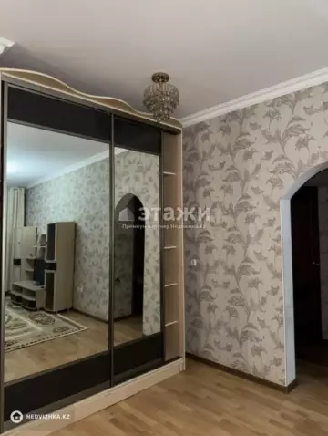 2-комнатная квартира, этаж 6 из 24, 68 м²