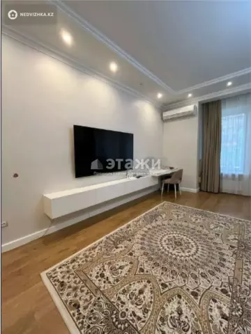 3-комнатная квартира, этаж 2 из 6, 111 м²