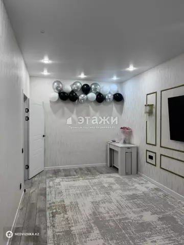 3-комнатная квартира, этаж 3 из 10, 61 м²