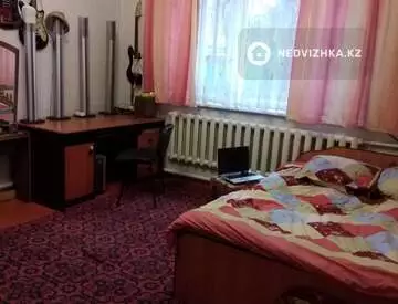 5-комнатный дом, 4.5 соток, 90 м²