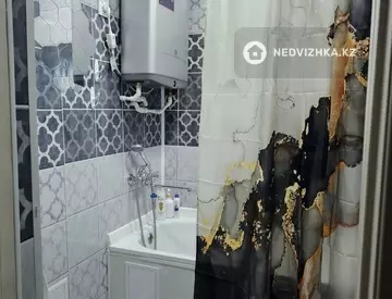 1-комнатная квартира, этаж 3 из 4, 31 м², посуточно