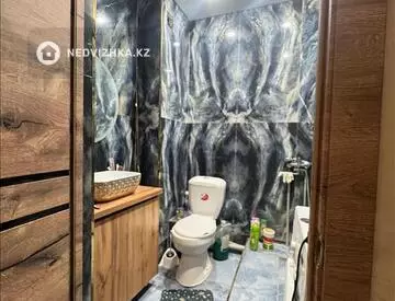 1-комнатная квартира, этаж 1 из 10, 35 м²