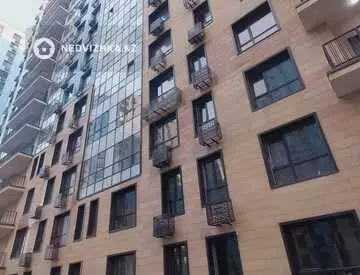 1-комнатная квартира, этаж 4 из 20, 38 м²