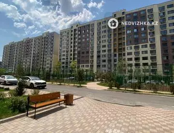 1-комнатная квартира, этаж 4 из 15, 30 м²