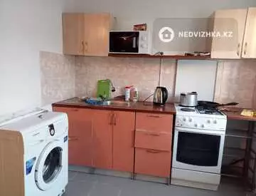 3-комнатная квартира, этаж 2 из 4, 62 м²