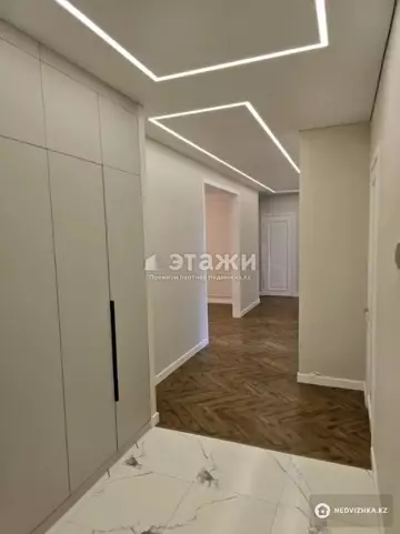 3-комнатная квартира, этаж 8 из 9, 119 м²