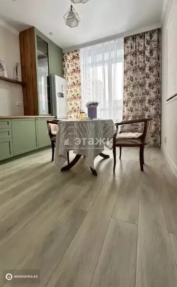 1-комнатная квартира, этаж 4 из 10, 35 м²