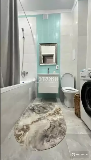 1-комнатная квартира, этаж 4 из 10, 35 м²