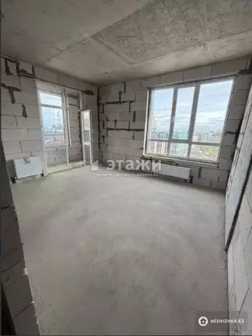 2-комнатная квартира, этаж 13 из 15, 60 м²