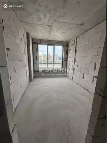 2-комнатная квартира, этаж 13 из 15, 60 м²