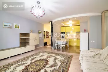 2-комнатная квартира, этаж 8 из 14, 77 м²