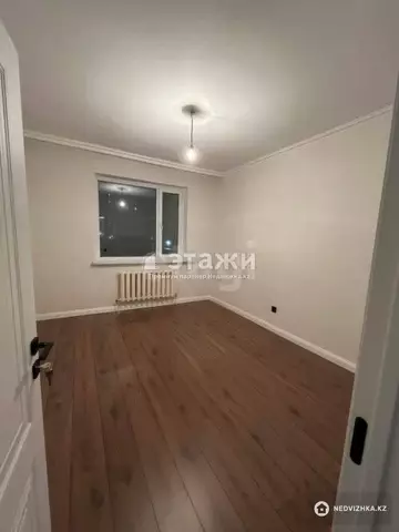 2-комнатная квартира, этаж 4 из 14, 56 м²