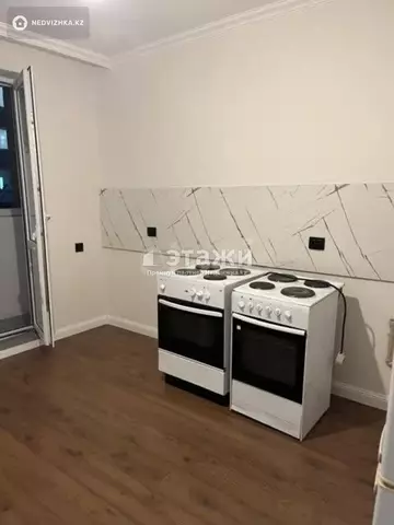 2-комнатная квартира, этаж 4 из 14, 56 м²