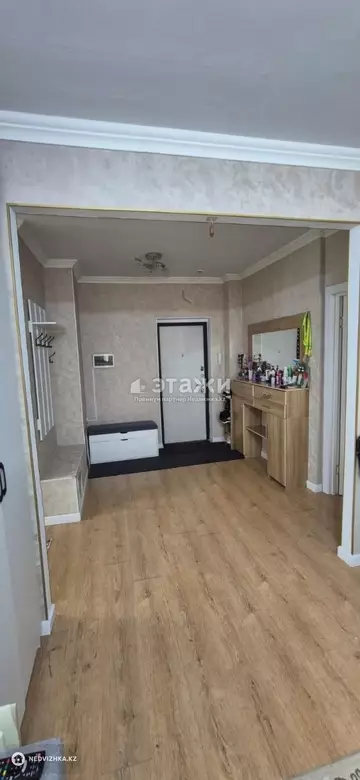 2-комнатная квартира, этаж 4 из 16, 64 м²