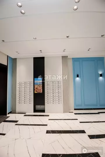 2-комнатная квартира, этаж 12 из 12, 74 м²