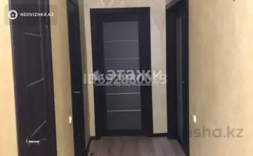 3-комнатная квартира, этаж 8 из 9, 80 м²