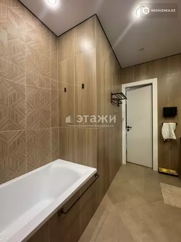 2-комнатная квартира, этаж 8 из 10, 62 м²