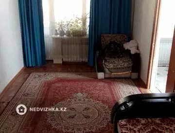 2-комнатная квартира, этаж 2 из 2, 45 м², на длительный срок