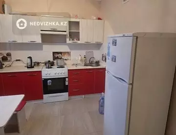 Подселение, 1 комн., 40 м²