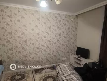 Подселение, 1 комн., 40 м²