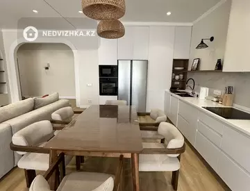 3-комнатная квартира, этаж 11 из 12, 107 м²