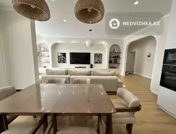 3-комнатная квартира, этаж 11 из 12, 107 м²