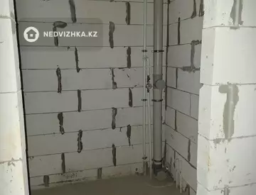 1-комнатная квартира, этаж 1 из 1, 42 м²