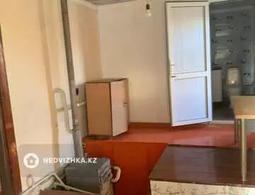 5-комнатный дом, 10 соток, 50 м²