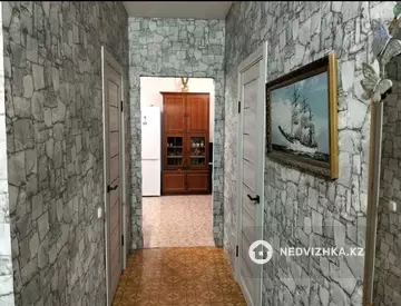 2-комнатная квартира, этаж 10 из 11, 43 м²