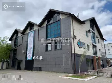 Офисное помещение, этаж 1 из 3, 1 750 м²