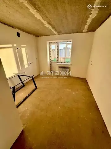 3-комнатная квартира, этаж 10 из 10, 95 м²