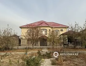 6-комнатный дом, 10 соток, 230 м²