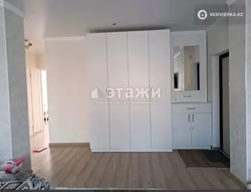 2-комнатная квартира, этаж 8 из 9, 56 м²