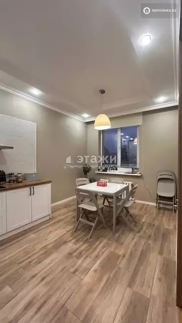 2-комнатная квартира, этаж 4 из 4, 106 м²