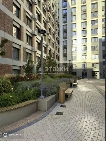 3-комнатная квартира, этаж 12 из 16, 104 м²