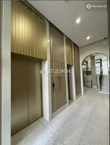 3-комнатная квартира, этаж 12 из 16, 104 м²