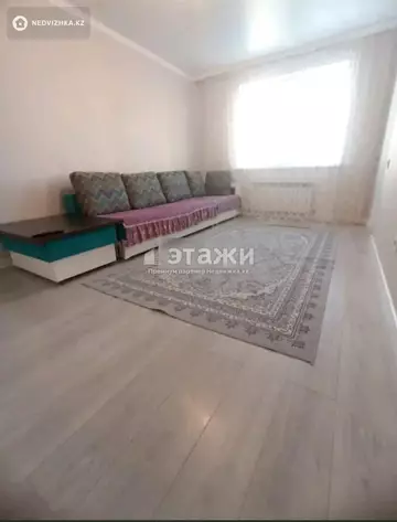 2-комнатная квартира, этаж 8 из 9, 55 м²